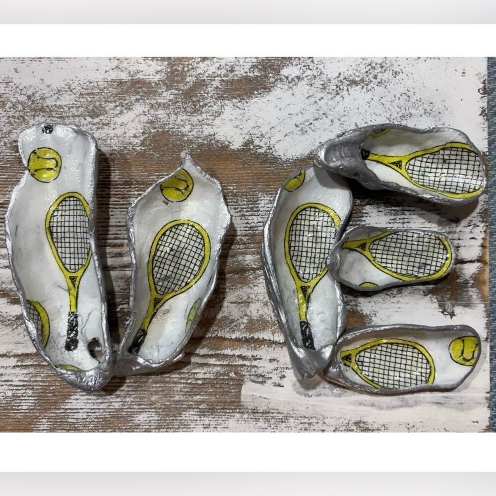 Wall Door Hanging Made of Oyster Shells Tennis LOVE Design Handmade - Picture 6 of 6